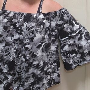 Flowy Cold Shoulder Rose Floral Women's Flutter Sleeve Top Blouse 3X
